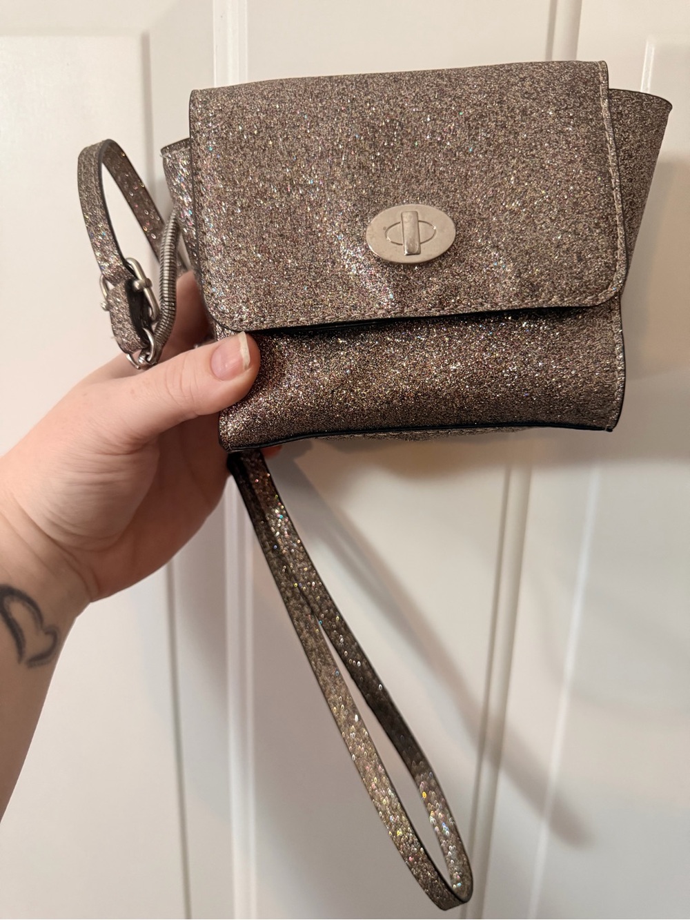 Candie’s Glitter Crossbody Shoulder Bag - Silver